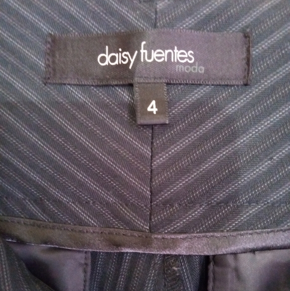 Daisy Fuentes moda black and grey pinstripe trousers women's size 4 - Picture 6 of 9